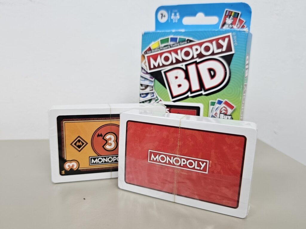 JOGO DE CARTA MONOPLY BID (LACRADO)