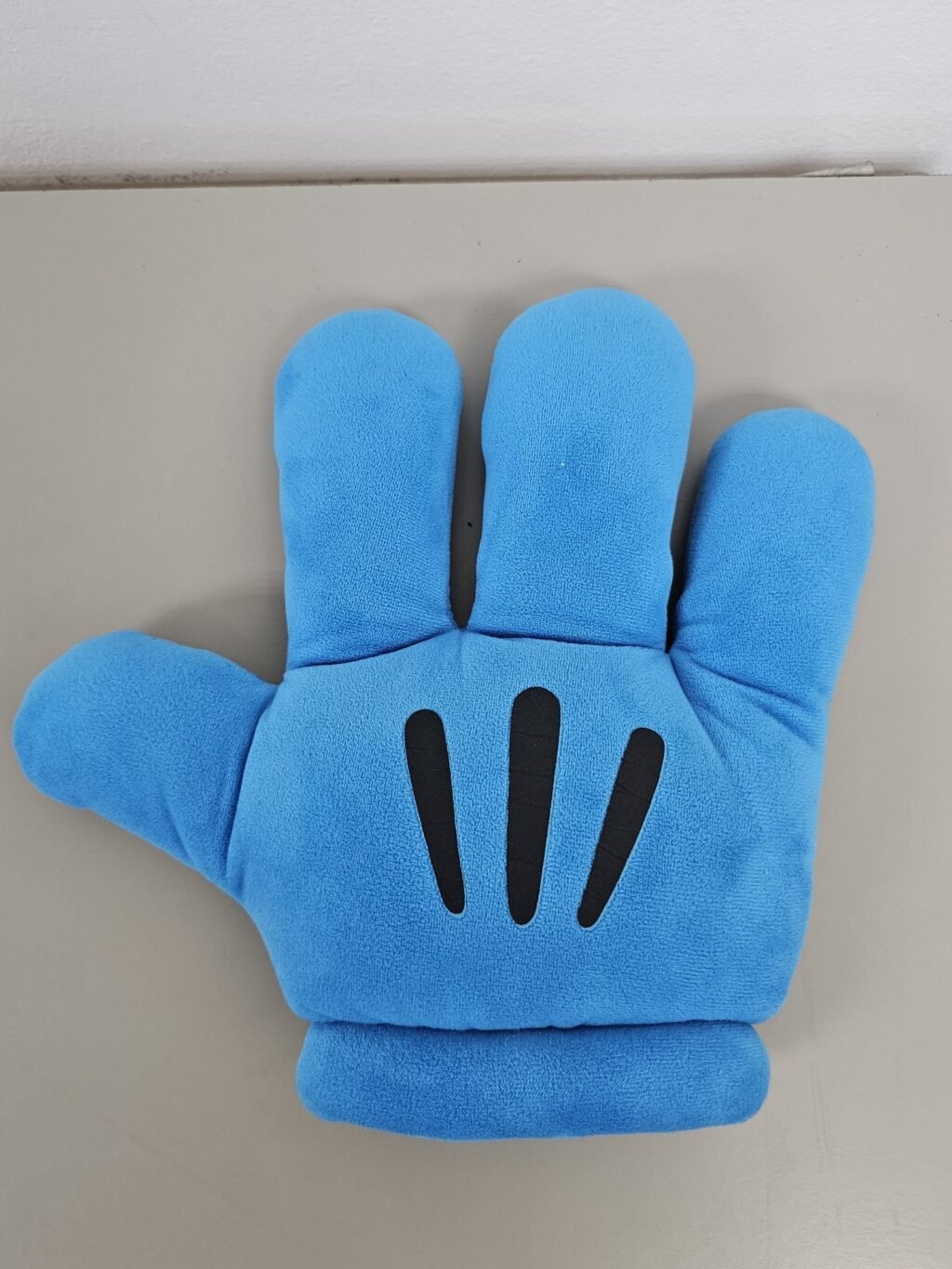 LUVA DE PELUCIA MICKEY (ORIGINAL)