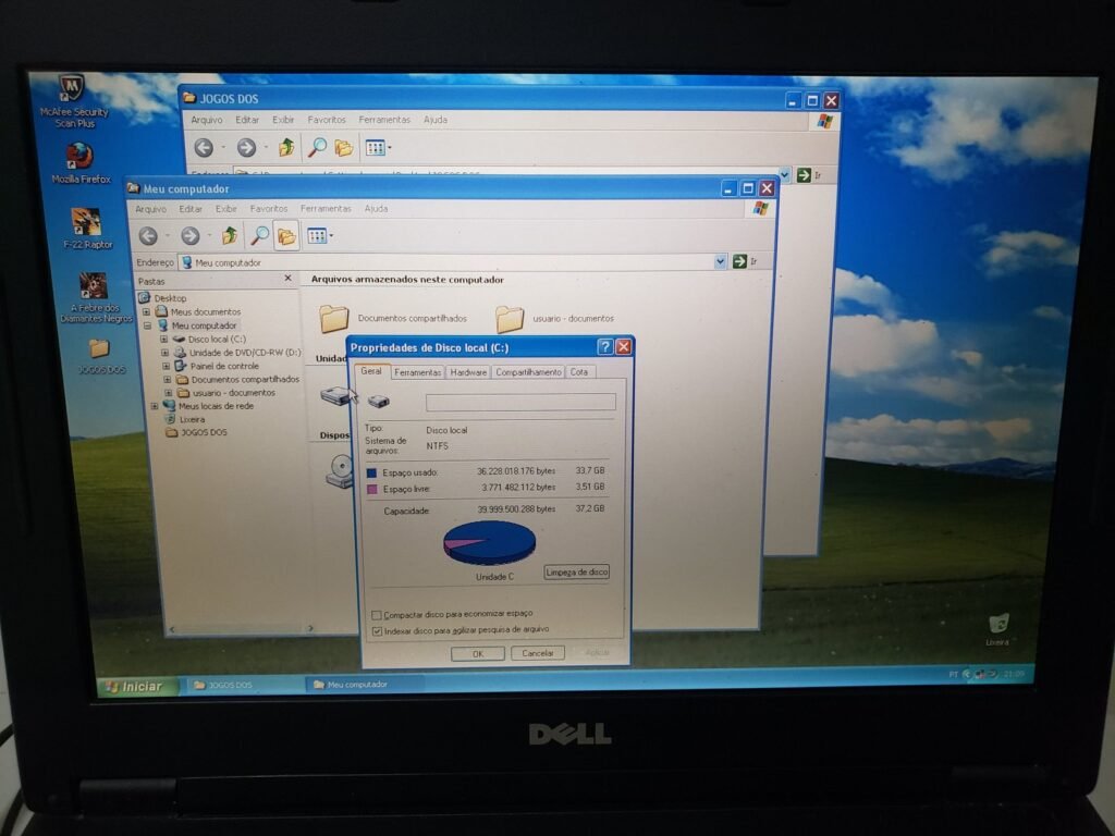NOTEBOOK LATITUDE 120L + 40GB HD + 1 GB RAM + WINDOWS XP + 2 CONTROLES + 2 JOGOS WIN + JOGOS MSDOS - Image 2
