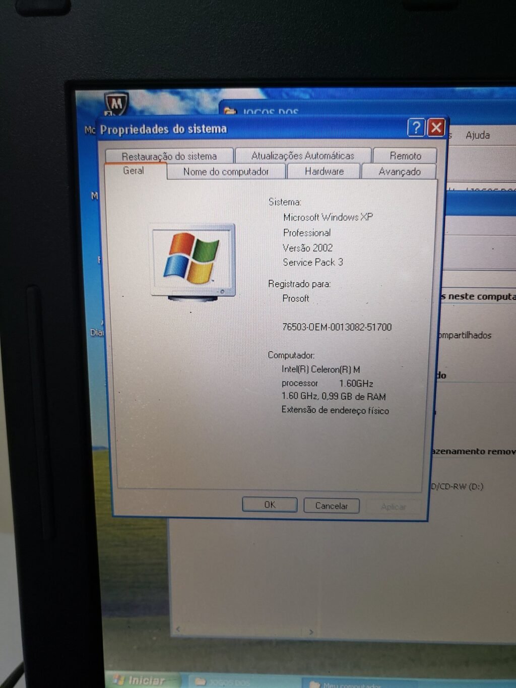 NOTEBOOK LATITUDE 120L + 40GB HD + 1 GB RAM + WINDOWS XP + 2 CONTROLES + 2 JOGOS WIN + JOGOS MSDOS - Image 3