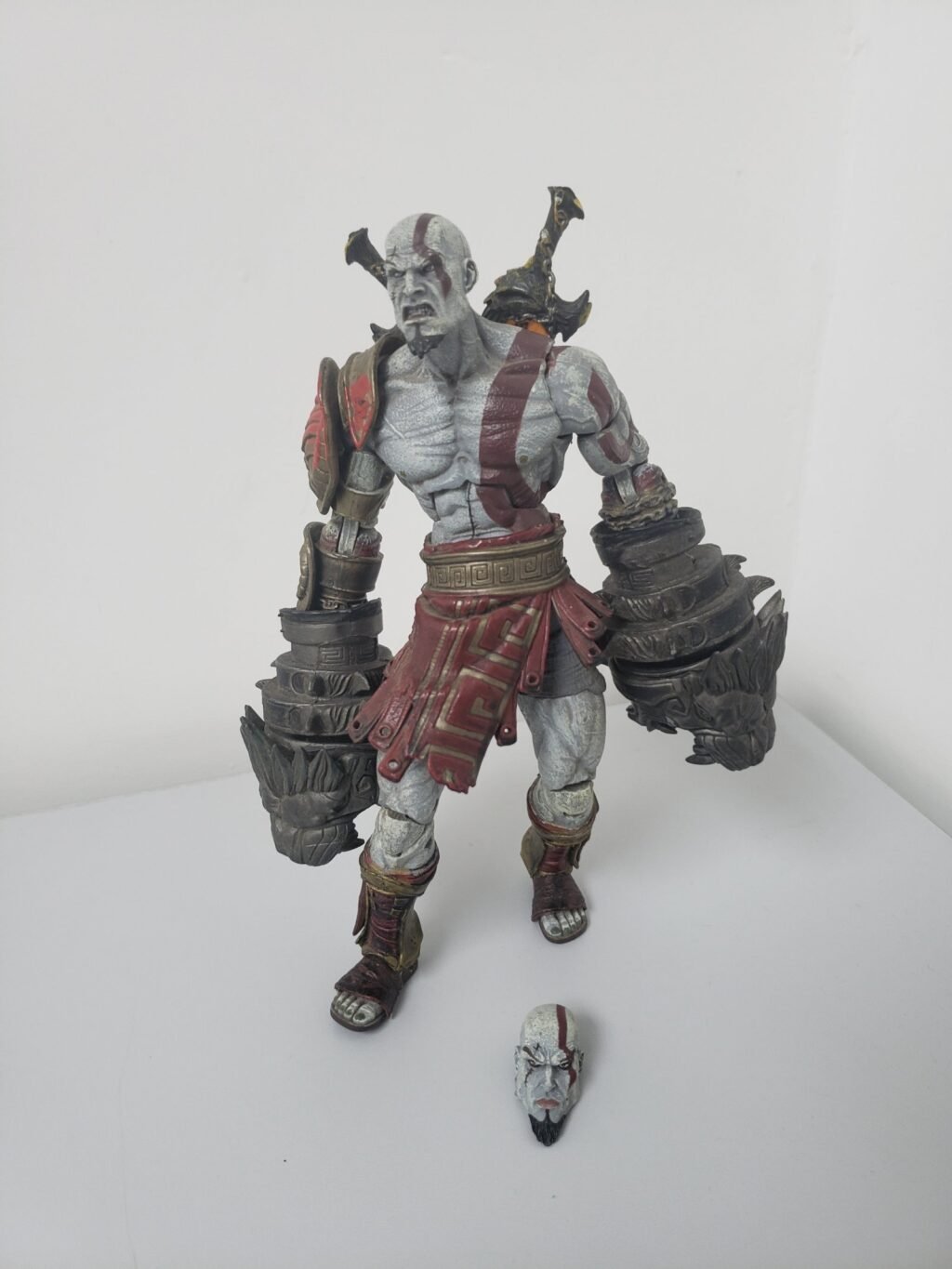 ACTION FIGURE KRATOS GOD OF WAR - Image 5