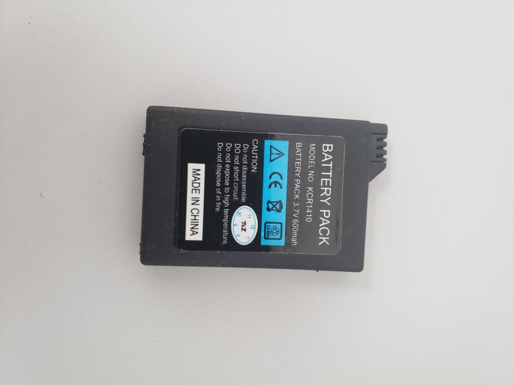 PSP 2000 BRANCO DESBLOQUEADO + CARREGADOR + SDCARD 16 GB - Image 7