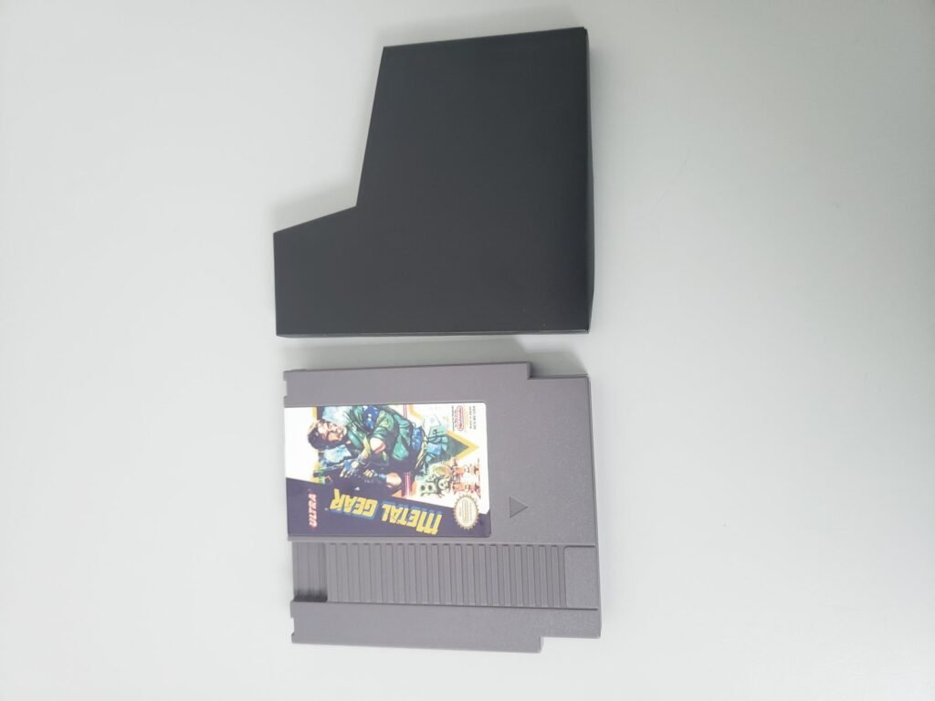JOGO NES - METAL GEAR PARALELO (72 PINOS)