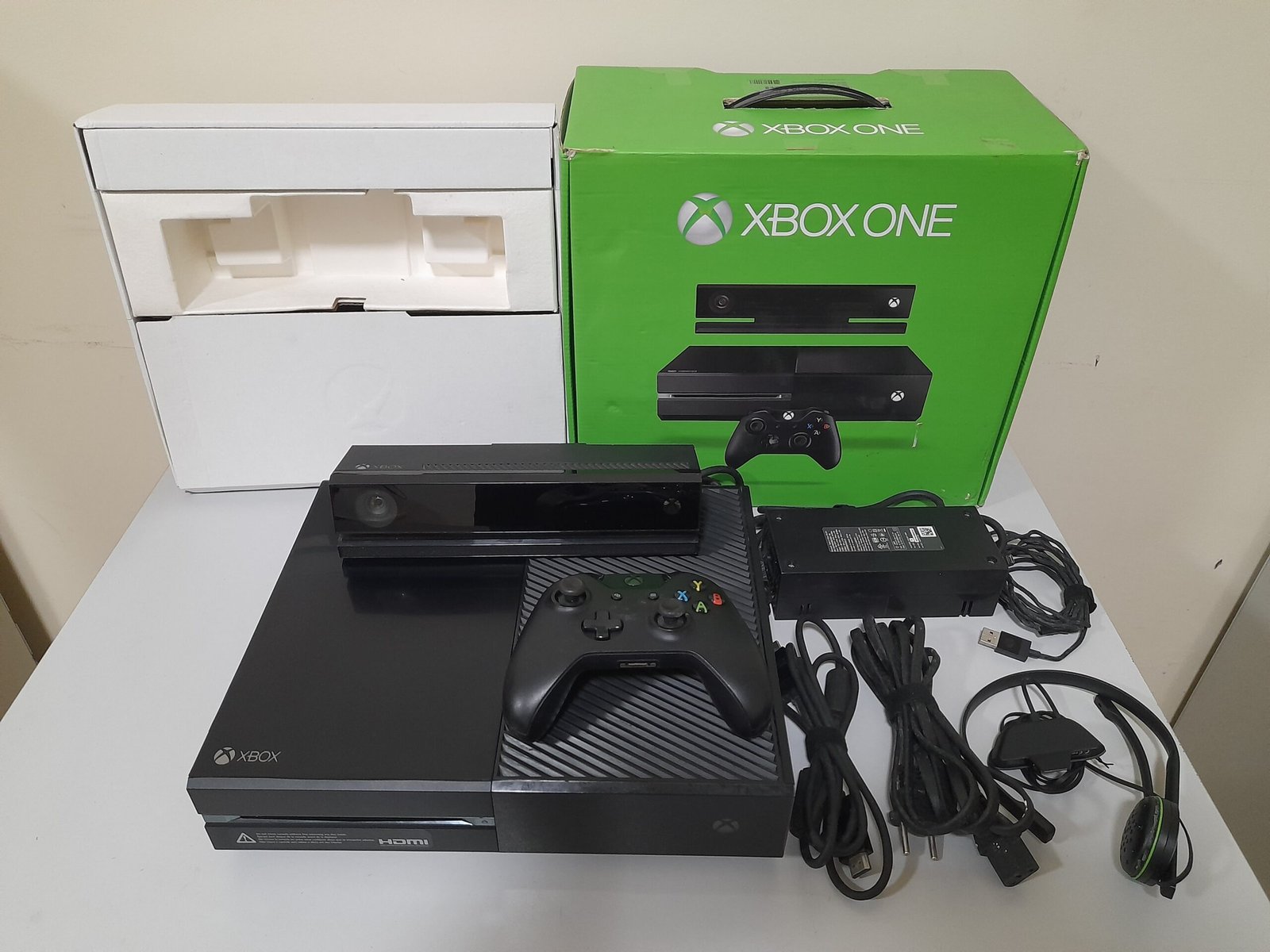 XBOX ONE FAT + CAIXA + BERÇO + CONTROLE - Imagem 10